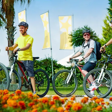 Tui Magic Life Jacaranda 5* Side