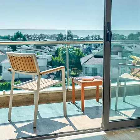 Tui Magic Life Jacaranda Side