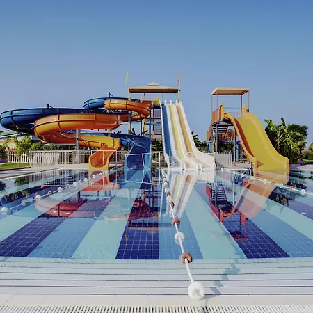 Otel Tui Magic Life Jacaranda Side