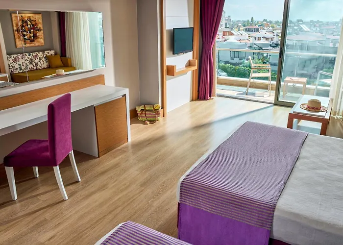 Tui Magic Life Jacaranda Hotel