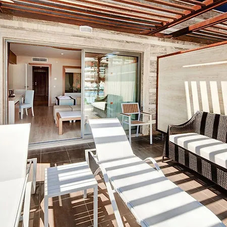 Tui Magic Life Jacaranda 5* Sidé