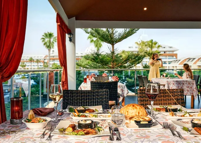 Hotell Tui Magic Life Jacaranda
