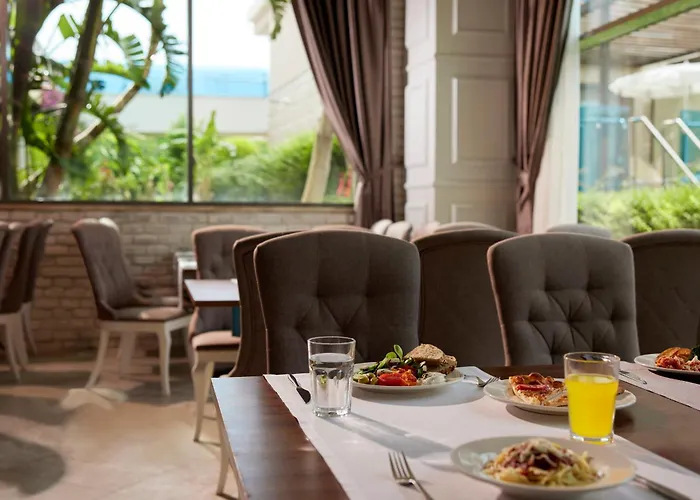 Tui Magic Life Jacaranda Hotel 5*