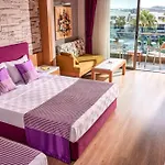 Hotel Tui Magic Life Jacaranda 5*