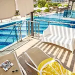 Tui Magic Life Jacaranda Side
