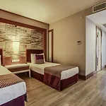 Tui Magic Life Jacaranda Hotel Side