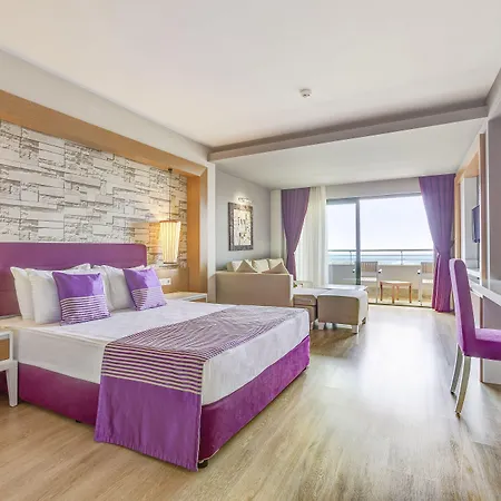 Tui Magic Life Jacaranda 5*